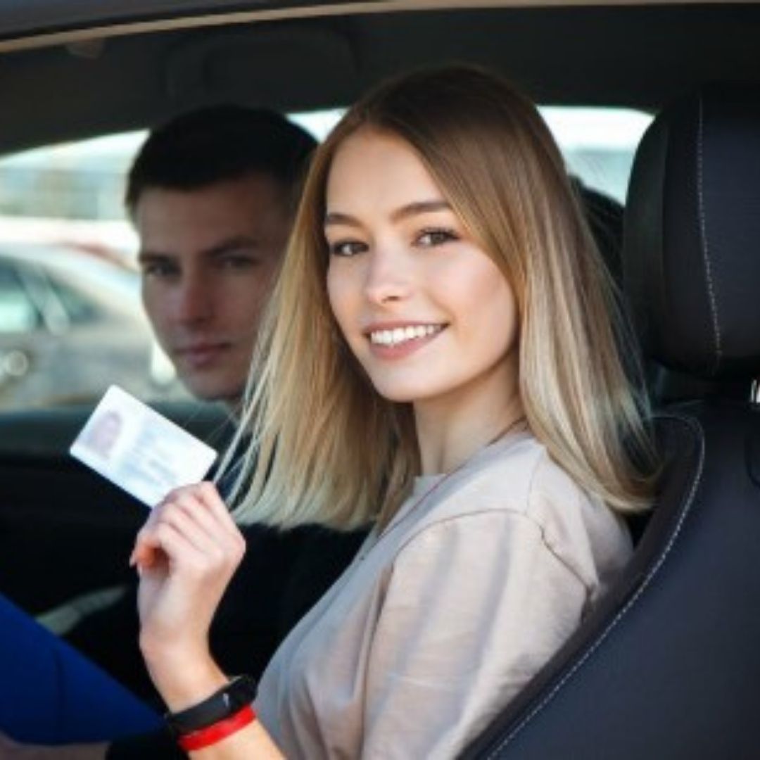 Guida e Vai: prendere la patente in modo sicuro, responsabile ed innovativo immagine